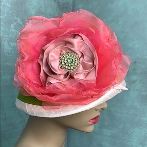 Pink green wool cloche women’s hat